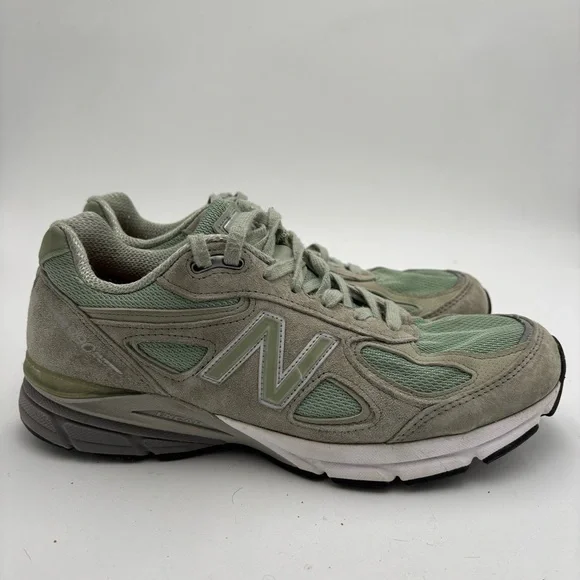 New Balance Men’s 9 Green Mint Grey Suede 990 Made in USA Sneakers